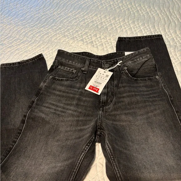 Pull&Bear Men's Black Straight Jeans - Picture 3 of 3